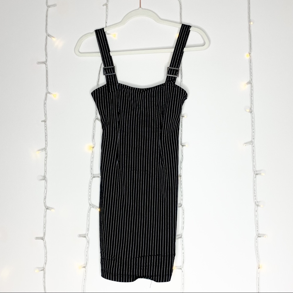 black & white pinstripe dress. Forever 21. size s